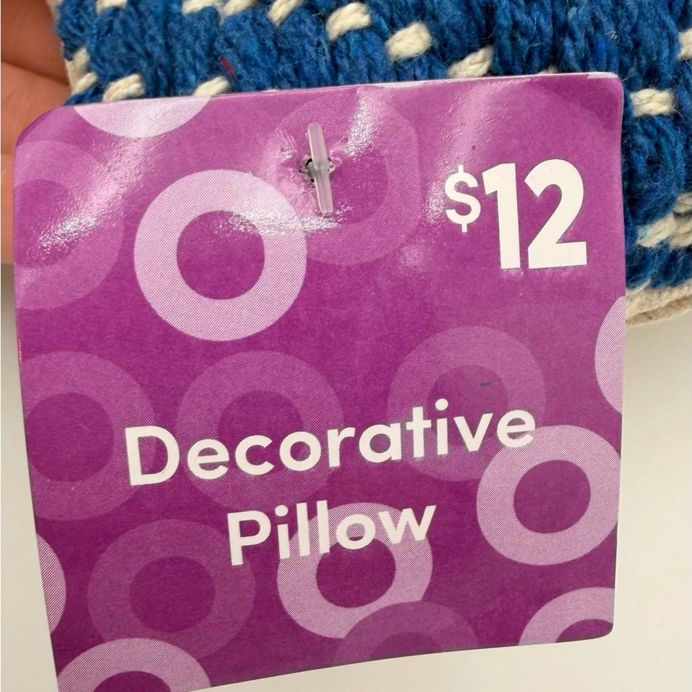 Set of Decorative Throw Pillows 100% Cotton Blue and White Woven